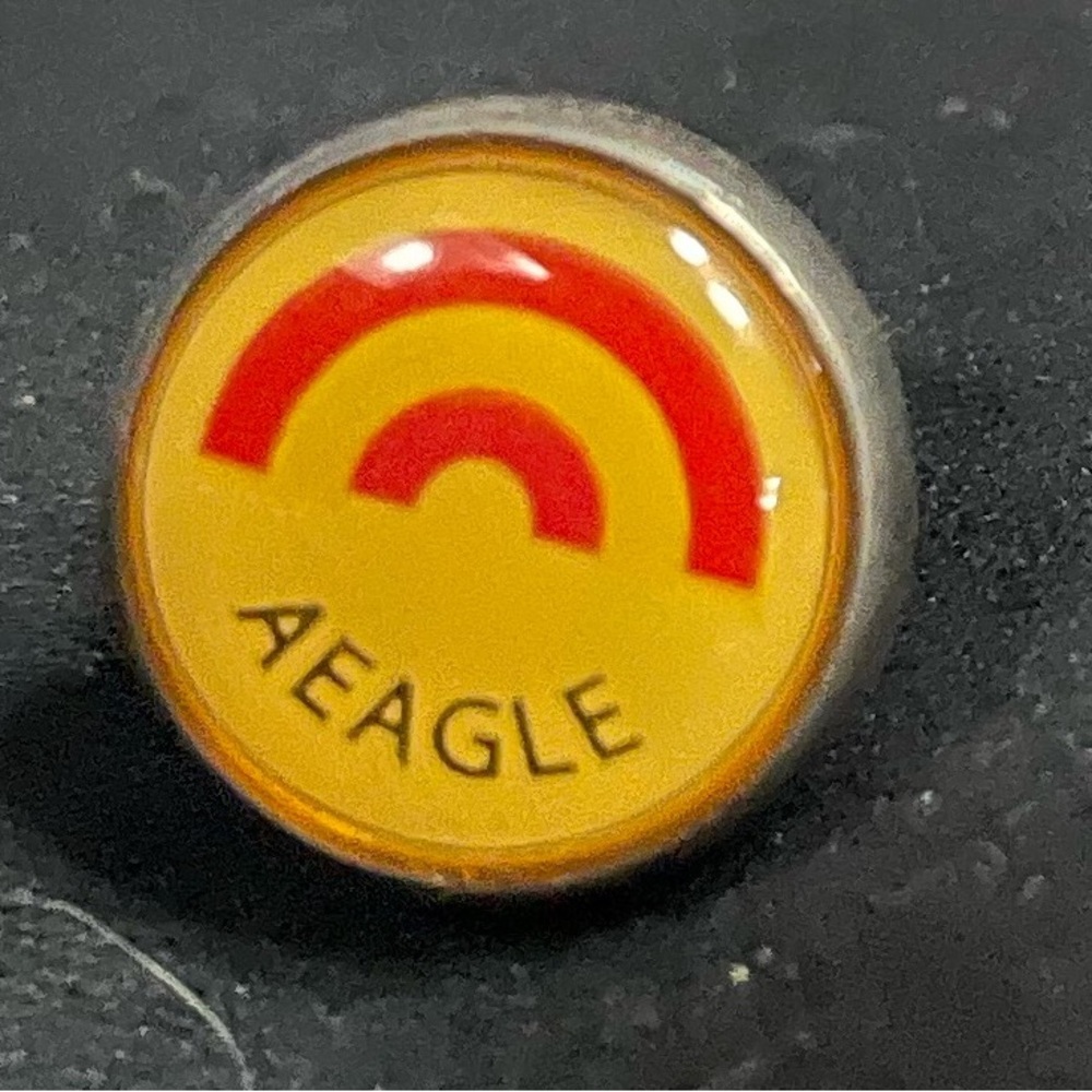 9/16" A Eagle Small Retro Round Pin Pinback Vintage
